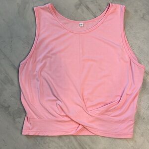 Source Unknown      Pink cropped Top        NWOT  Twist Bottom front      Size M